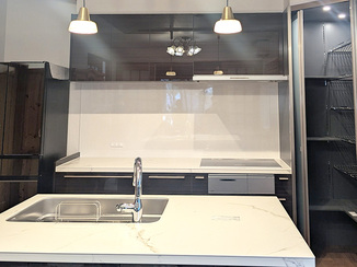 キッチンリフォーム 家事がもっと楽しくなる、こだわりのセンターアイランドキッチン