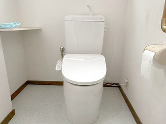 トイレリフォーム チラシ掲載の商品で費用を抑えたトイレ